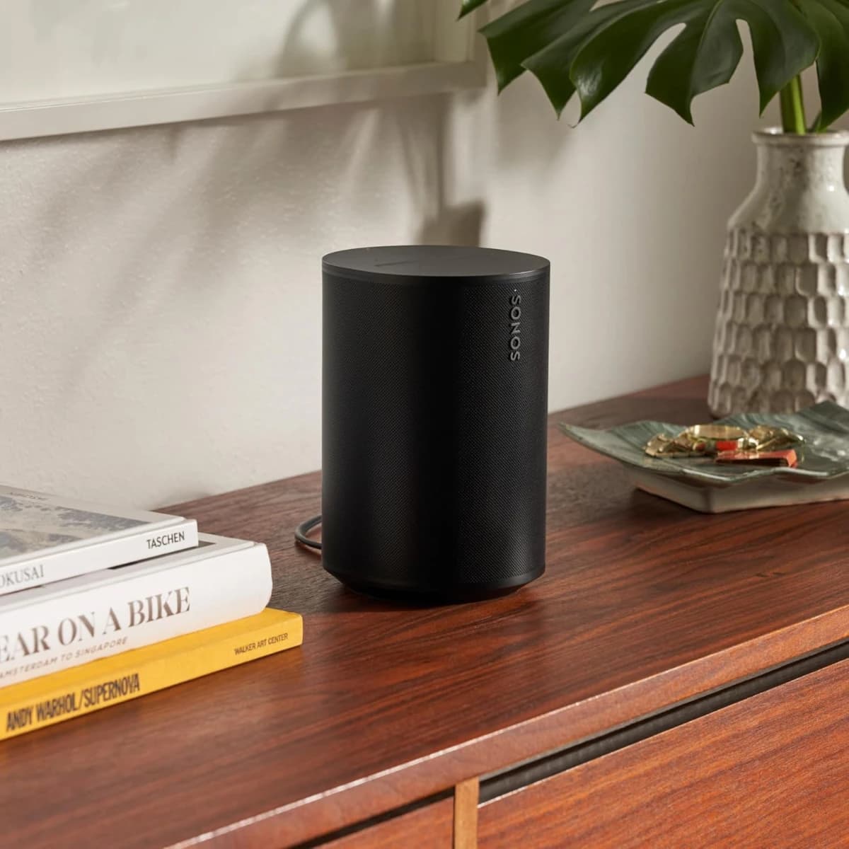 Sonos Era 100 Bocina Inalámbrica con Acústica y Conectividad